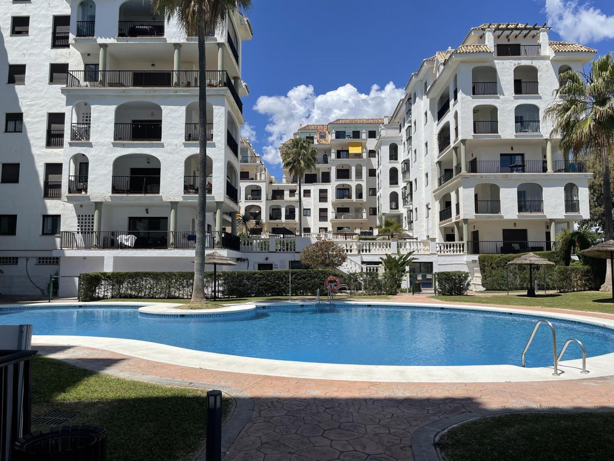 Castillo de Sabinillas Apartamento En Marina Duquesa מראה חיצוני תמונה